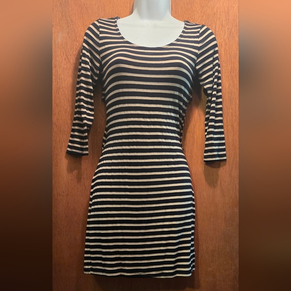 Necessary clothing black&tan stripped cross back stretchy dress SO CUTE! szS - Picture 2 of 7